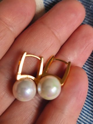 Pendientes de perla chapados en oro