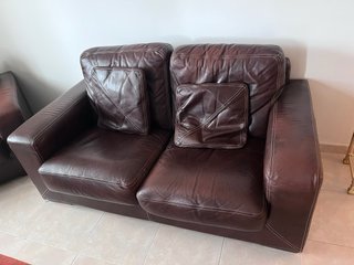 Sofá 2 plazas y sillón 1 plaza, piel