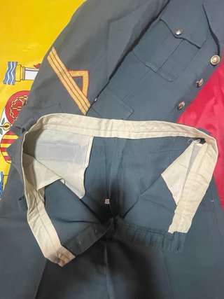 Antiguo traje militar años 60