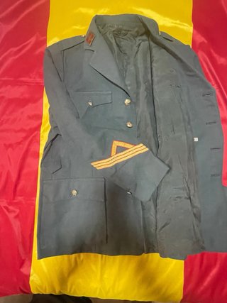 Antiguo traje militar años 60
