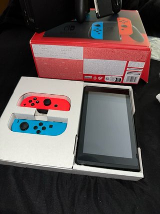 Nintendo Switch Azul y Rojo