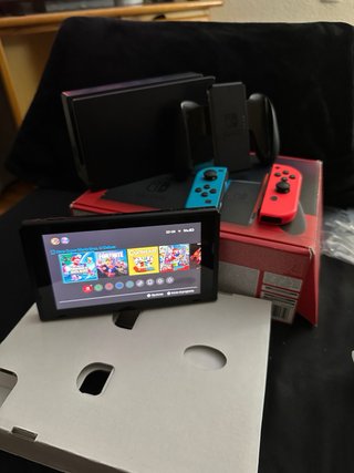 Nintendo Switch Azul y Rojo