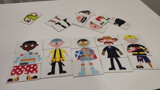 Juego de personajes infantiles para baño - espuma