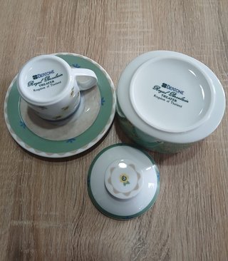 Zuccheriera e tazzina in porcellana #vintage
