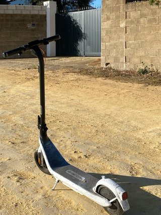 Patinete Eléctrico Blanco