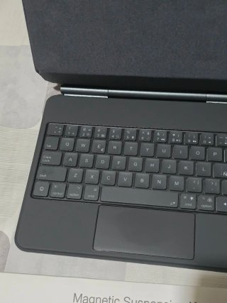 Funda Magnetica con Teclado Ipad Pro 11 M4