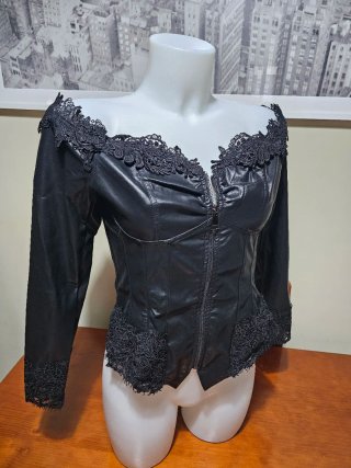 Chaqueta efecto piel vintage negra