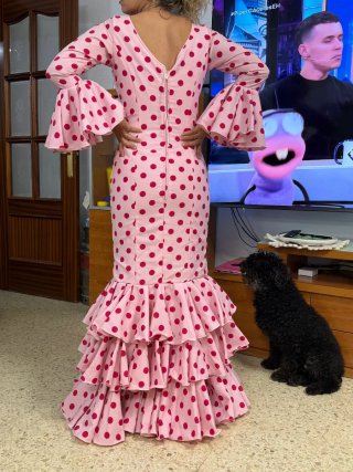 Vestido de gitana rosa lunares
