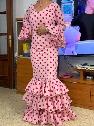 Vestido de gitana rosa lunares