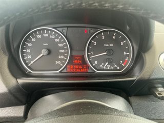 BMW Serie 1 2008 M interior