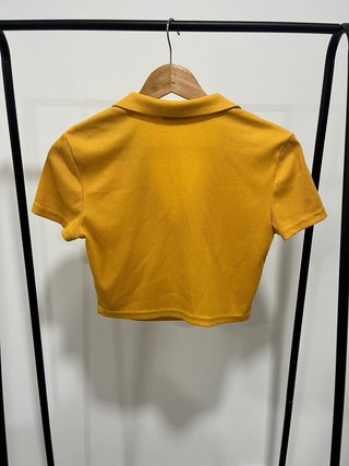 T-shirt Polo SHEIN Amarelo Tamanho 36