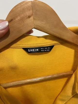 T-shirt Polo SHEIN Amarelo Tamanho 36