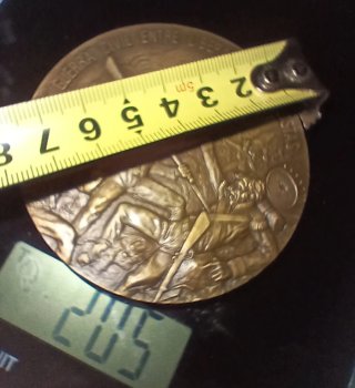 Medalla Conmemorativa guerra civil Pedro IV 205gr