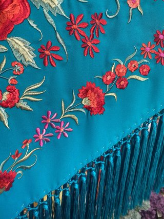 Mantoncillo Flamenco Flecos Cortos