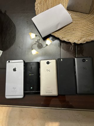 5 Móviles para despiece,marca sony,apple,bq y fnac
