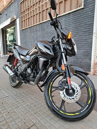 Honda CBF 125 Negra
