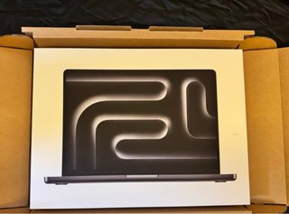 Nuevo MacBook Pro M5 Max 16 128GB 4TB