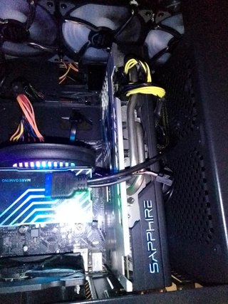 Tarjeta Gráfica Sapphire Nitro+ RX 570 8GB