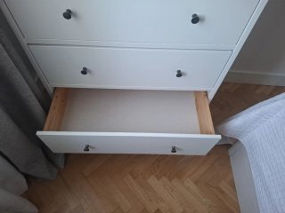 Cómoda Idanas Blanca en perfecto estado.