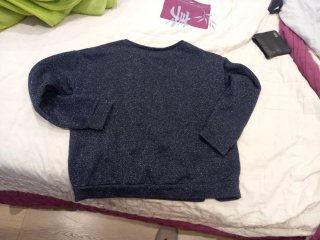 Sudadera niña azul brillante