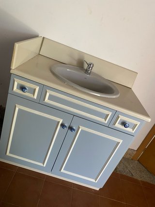 Mueble de baño con lavabo completo