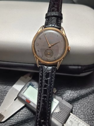 Orologio meccanico Venus anni '40
