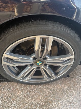 BMW 330 2008