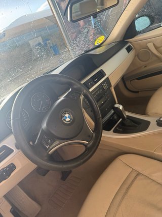 BMW 330 2008