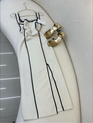 Vestido midi con vivos en contraste