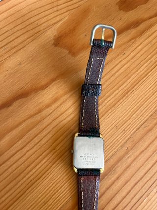 SEIKO VINTAGE 1983 Tank Gold SGP