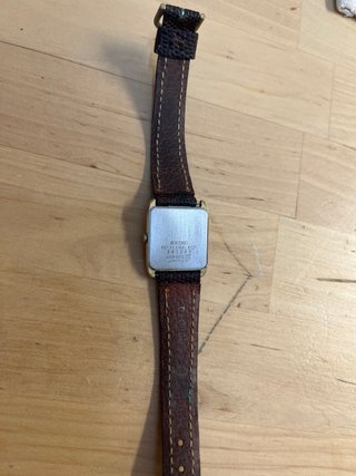 SEIKO VINTAGE 1983 Tank Gold SGP