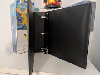 Álbum Ultra Pro +50 Hojas (18 Bolsillos non glare)