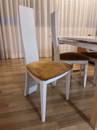 Mesa y 4 Sillas Extensibles Blancas