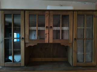Mueble vintage madera y cristal