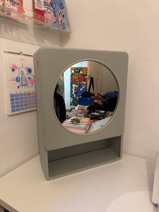 Armario con espejo IKEA IVÖSJÖN
