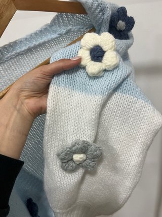 Casaco malha SHEIN flores azul e branco S