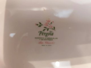 Vajilla porcel floral rosa y blanca para 12 pers