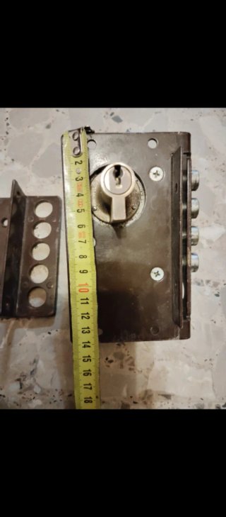 Cerradura de seguridad 4 bulones