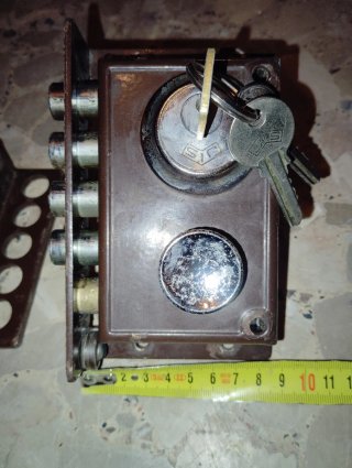 Cerradura de seguridad 4 bulones