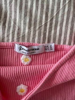 Top Stradivarius flores M