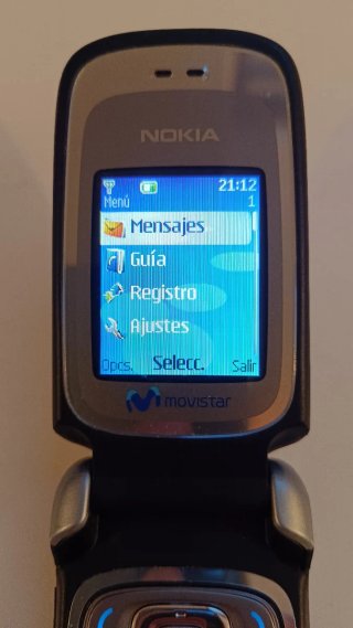 Móvil Nokia 6085 Plata. Operativo como teléfono.