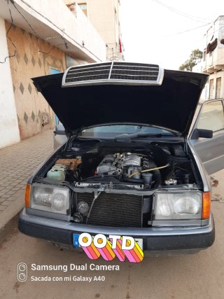 Mercedes-Benz 124 1990