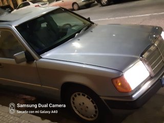 Mercedes-Benz 124 1990