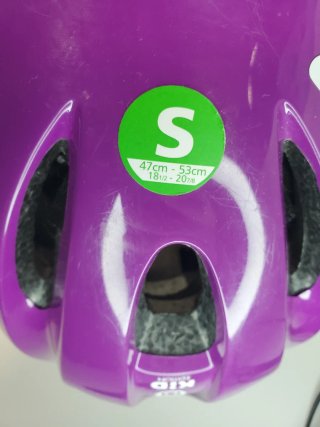 Casco bici niña morado
