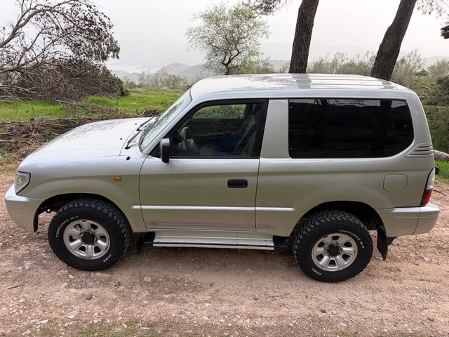 Toyota Land Cruiser 90 2000