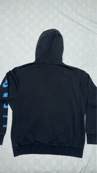 Felpa Nike con Cappuccio e Loghi Azzurri