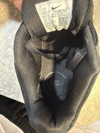 Zapatillas Nike Negras y Blancas