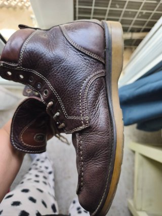 Botas de cuero marrones