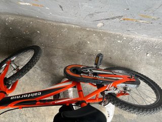 Bicicleta infantil California 18 pulgadas
