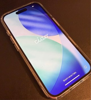 iPhone 16 128GB Gris - 8 meses de uso